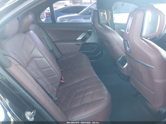 BMW 740 I 2023 WBA23EH06PCM76129 Image 8
