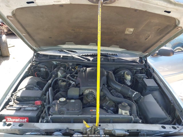 2003 Ford Crown Victoria Lx მანქანა იყიდება აუქციონზე, vin: 2FAFP74W83X180076, აუქციონის ნომერი: 45051093