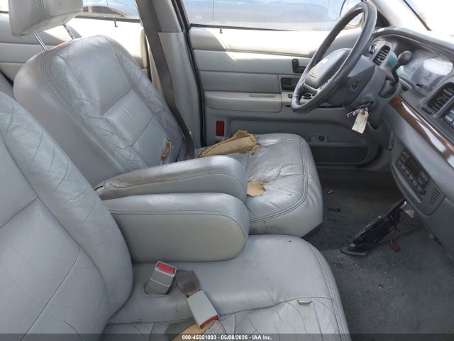 2003 Ford Crown Victoria Lx მანქანა იყიდება აუქციონზე, vin: 2FAFP74W83X180076, აუქციონის ნომერი: 45051093