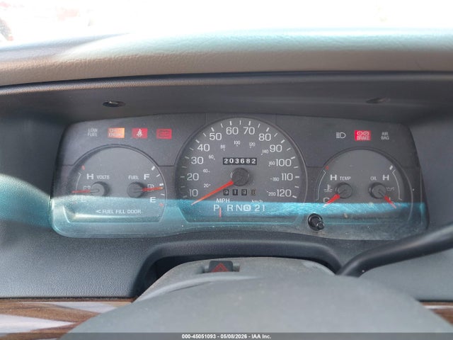 2003 Ford Crown Victoria Lx მანქანა იყიდება აუქციონზე, vin: 2FAFP74W83X180076, აუქციონის ნომერი: 45051093