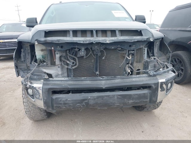 Aukcja sprzedaży 2016 Toyota Tundra Sr5 5.7l V8, vin: 5TFEW5F1XGX203464, numer aukcji: 45051116