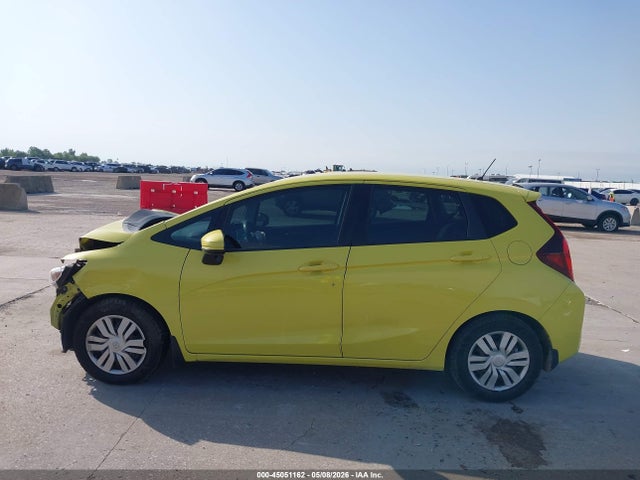 Продажа на аукционе авто 2015 Honda Fit Lx, vin: 3HGGK5H5XFM721231, номер лота: 45051162