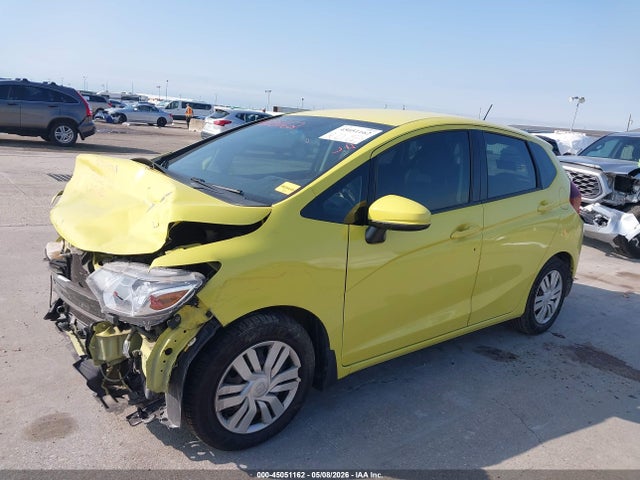 Продажа на аукционе авто 2015 Honda Fit Lx, vin: 3HGGK5H5XFM721231, номер лота: 45051162