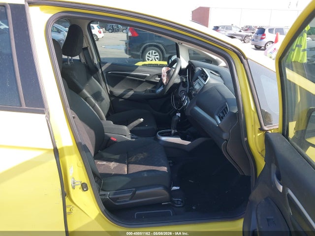 Продажа на аукционе авто 2015 Honda Fit Lx, vin: 3HGGK5H5XFM721231, номер лота: 45051162