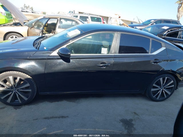 1N4BL4CV0NN353501 Nissan Altima Sr Fwd