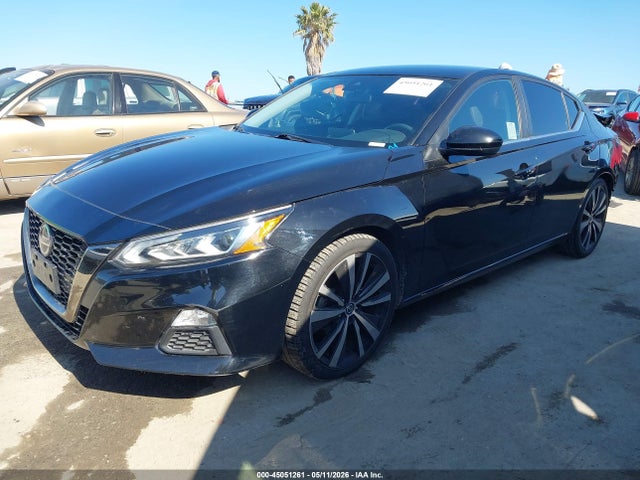 1N4BL4CV0NN353501 Nissan Altima Sr Fwd