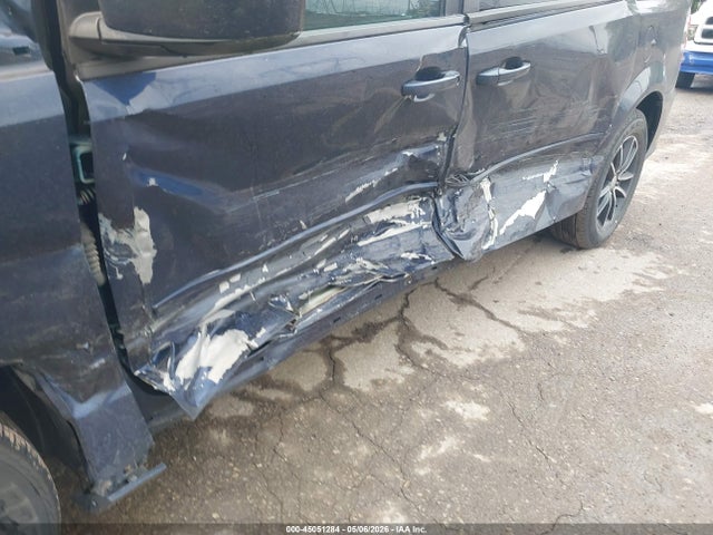 Продажа на аукционе авто 2017 Dodge Grand Caravan Gt, vin: 2C4RDGEG2HR697831, номер лота: 45051284