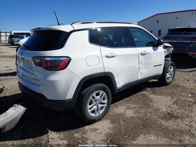 45051297 :رقم المزاد ، 3C4NJDAB5JT246119 vin ، 2018 Jeep Compass Sport 4x4 مزاد بيع
