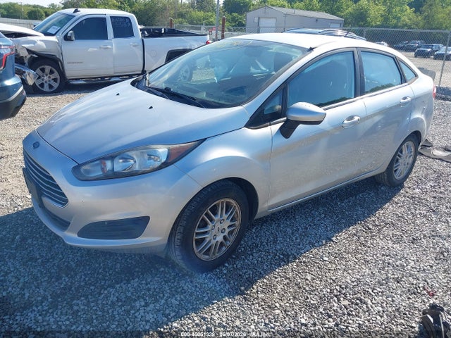 45051338 :رقم المزاد ، 3FADP4AJ9FM203038 vin ، 2015 Ford Fiesta S مزاد بيع