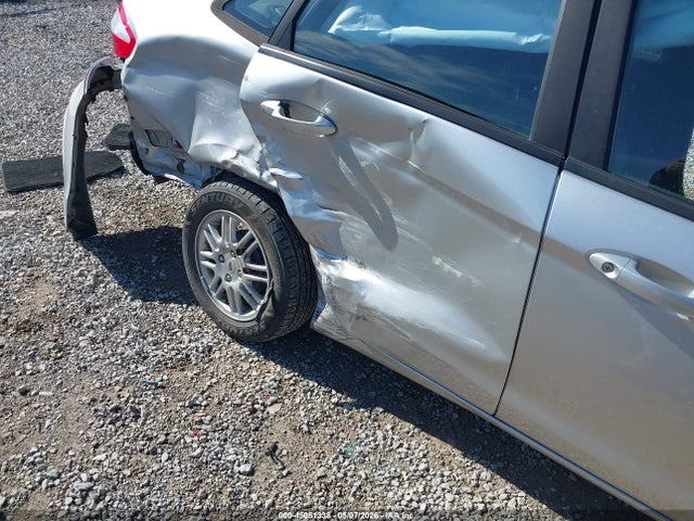 45051338 :رقم المزاد ، 3FADP4AJ9FM203038 vin ، 2015 Ford Fiesta S مزاد بيع