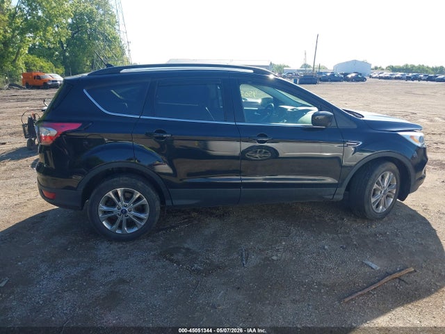 Продажа на аукционе авто 2018 Ford Escape Sel, vin: 1FMCU0HD4JUA75542, номер лота: 45051344