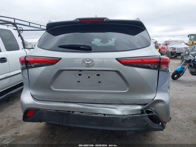 5TDGZRBH1NS243896 Toyota Highlander Xle