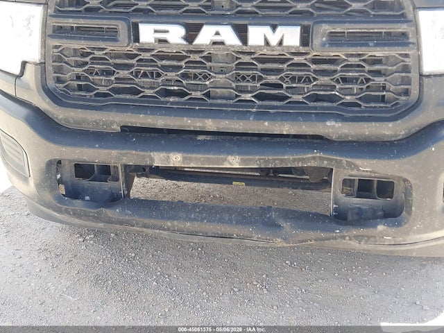 45051375 :رقم المزاد ، 3C7WR4HJ8MG641499 vin ، 2021 Ram 2500 Tradesman  4x2 8' Box مزاد بيع