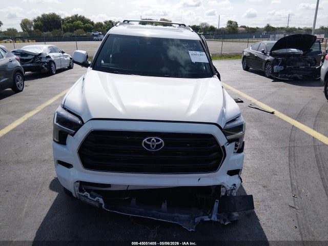 Продаж на аукціоні авто 2024 Toyota Sequoia Sr5, vin: 7SVAAABA3RX042931, номер лоту: 45051405