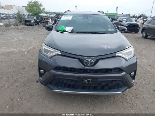 2T3JFREV8GW456202 Toyota RAV4 SE