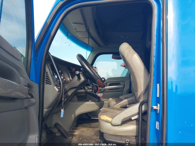 45051494 :رقم المزاد ، 1XKYDP9X3JJ199304 vin ، 2018 Kenworth T680 مزاد بيع