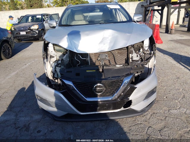45051522 :رقم المزاد ، JN1BJ1BV1MW322432 vin ، 2021 Nissan Rogue Sport Sv Fwd Xtronic Cvt مزاد بيع