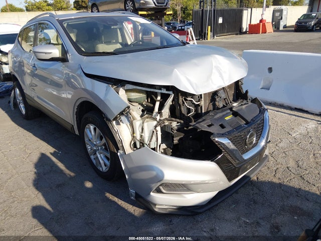 45051522 :رقم المزاد ، JN1BJ1BV1MW322432 vin ، 2021 Nissan Rogue Sport Sv Fwd Xtronic Cvt مزاد بيع