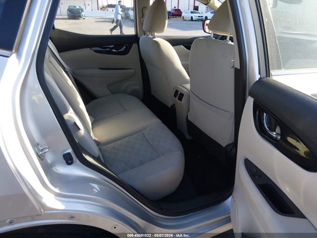 45051522 :رقم المزاد ، JN1BJ1BV1MW322432 vin ، 2021 Nissan Rogue Sport Sv Fwd Xtronic Cvt مزاد بيع
