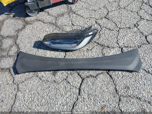 2022 Tesla Model X Dual Motor All-wheel Drive მანქანა იყიდება აუქციონზე, vin: 7SAXCBE56NF334115, აუქციონის ნომერი: 45051621