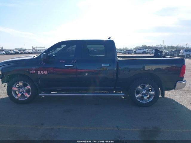 45051631 :رقم المزاد ، 1C6RR7LT1JS329654 vin ، 2018 Ram 1500 Big Horn  4x4 5'7 Box مزاد بيع