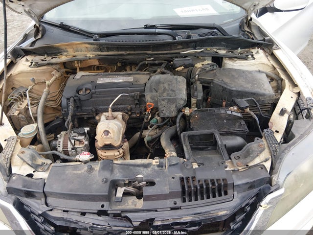 45051655 :رقم المزاد ، 1HGCT1B35DA007688 vin ، 2013 Honda Accord Lx-s مزاد بيع