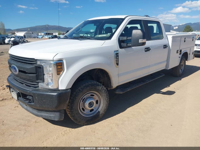 45051715 :رقم المزاد ، 1FD8W3B68KEG12419 vin ، 2019 Ford F-350 Xl مزاد بيع