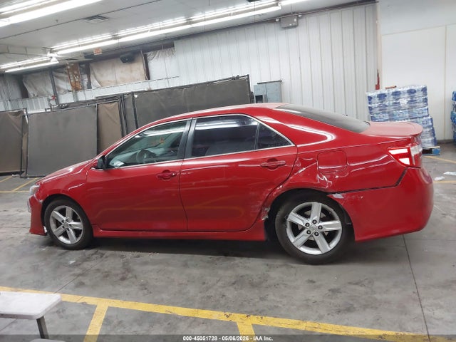 Продажа на аукционе авто 2013 Toyota Camry Se, vin: 4T1BF1FKXDU667741, номер лота: 45051728