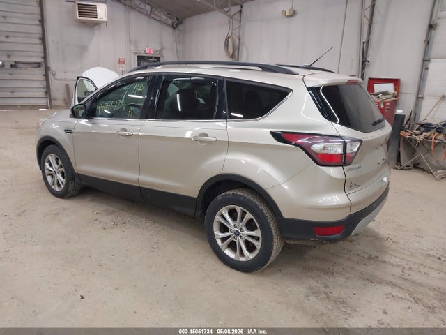 45051734 :رقم المزاد ، 1FMCU9G96HUA25902 vin ، 2017 Ford Escape Se مزاد بيع