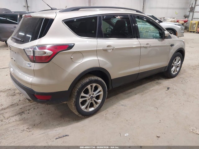 45051734 :رقم المزاد ، 1FMCU9G96HUA25902 vin ، 2017 Ford Escape Se مزاد بيع