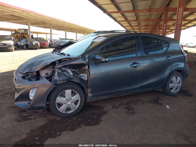 Toyota Prius C Two 2015 JTDKDTB35F1580385 Image 14