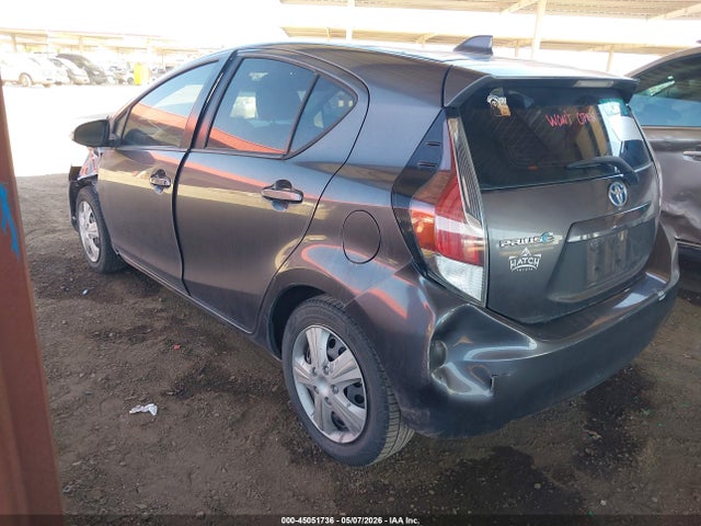 Toyota Prius C Two 2015 JTDKDTB35F1580385 Image 3