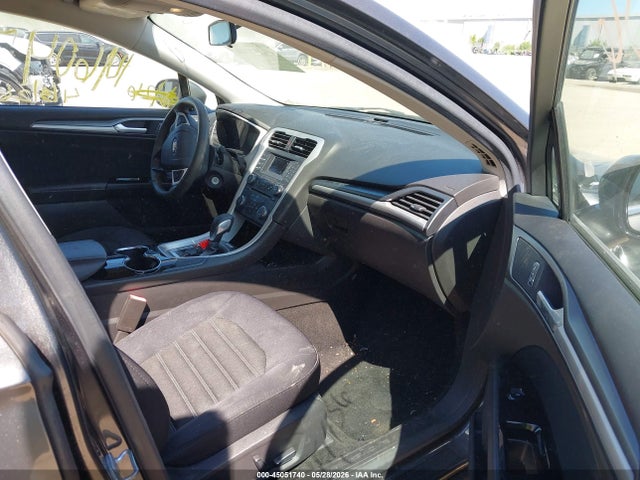 45051740 :رقم المزاد ، 3FA6P0H75FR112184 vin ، 2015 Ford Fusion Se مزاد بيع