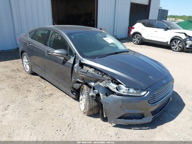45051740 :رقم المزاد ، 3FA6P0H75FR112184 vin ، 2015 Ford Fusion Se مزاد بيع