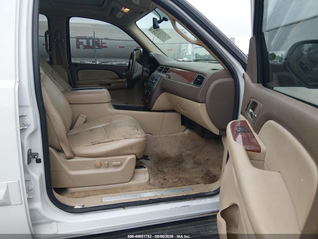 45051752 :رقم المزاد ، 1GKFK16387J163080 vin ، 2007 Gmc Yukon Xl 1500 Slt مزاد بيع