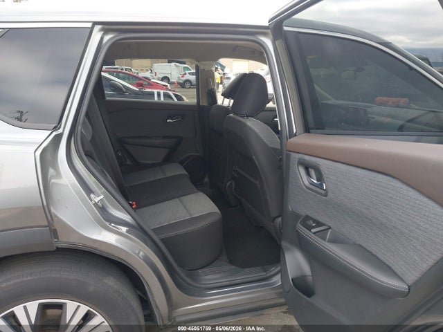 45051759 :رقم المزاد ، JN8AT3BA8MW008342 vin ، 2021 Nissan Rogue Sv Fwd مزاد بيع
