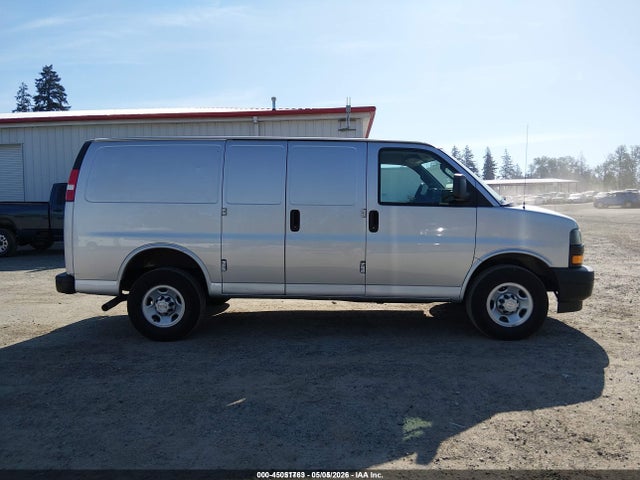 1GCWGAFG0J1313609 Chevrolet Express 2500 Work Van