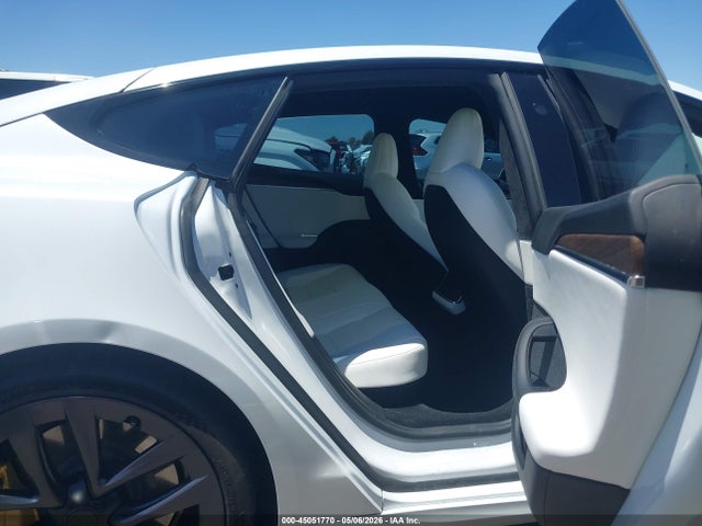 45051770 :رقم المزاد ، 5YJSA1E59NF462484 vin ، 2022 Tesla Model S Dual Motor All-wheel Drive مزاد بيع