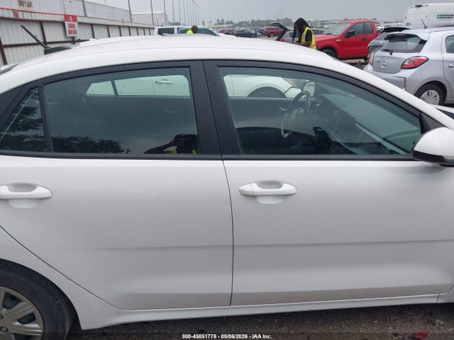 KIA RIO S 2022 3KPA24AD8NE484814 Image 14