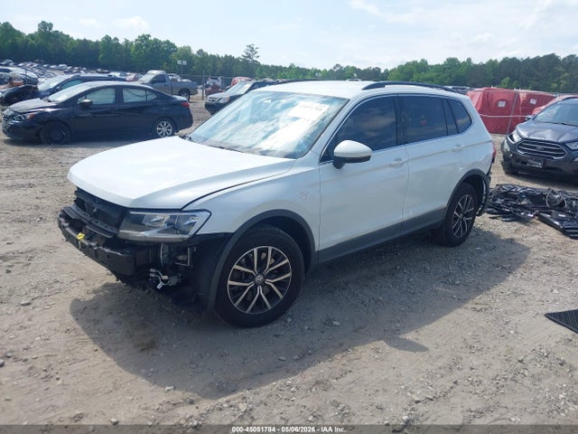 3VV3B7AX9LM063211 Volkswagen Tiguan 2.0t Se/2.0t Se R-line Black/2.0t Sel