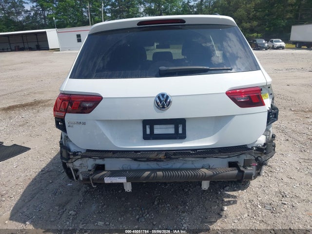 3VV3B7AX9LM063211 Volkswagen Tiguan 2.0t Se/2.0t Se R-line Black/2.0t Sel