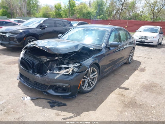 45051795 :رقم المزاد ، WBA7F2C50KB240475 vin ، 2019 Bmw 750i Xdrive مزاد بيع