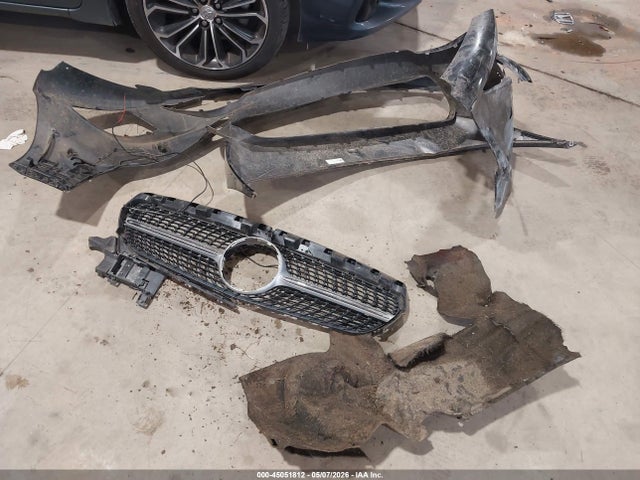 45051812 :رقم المزاد ، WDDSJ4EB1EN055001 vin ، 2014 Mercedes-benz Cla 250 مزاد بيع