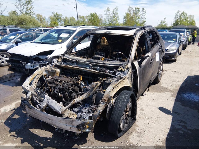 Продажа на аукционе авто 2020 Toyota Rav4 Xle Premium, vin: JTMC1RFV9LJ018688, номер лота: 45051823