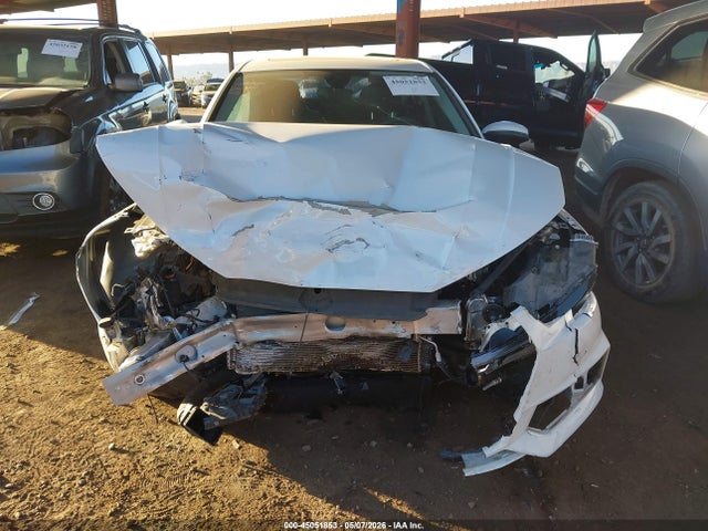 WAUHMAF44KA033570 Audi A4 40 Premium