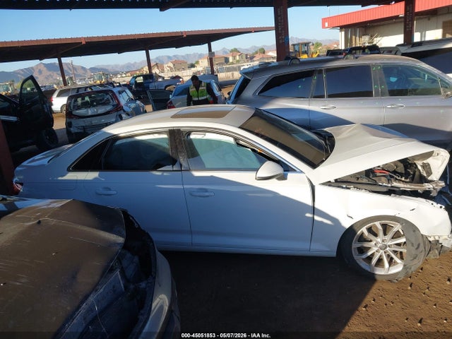Продажа на аукционе авто 2019 Audi A4 40 Premium, vin: WAUHMAF44KA033570, номер лота: 45051853