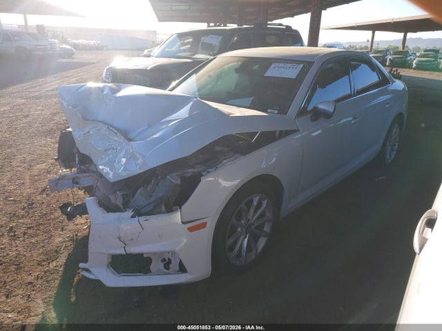 Продажа на аукционе авто 2019 Audi A4 40 Premium, vin: WAUHMAF44KA033570, номер лота: 45051853