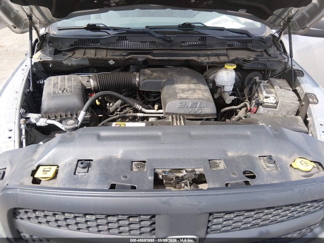 3C6JR6DG5JG255381 RAM 1500 Tradesman 4x2 8&#039; Box