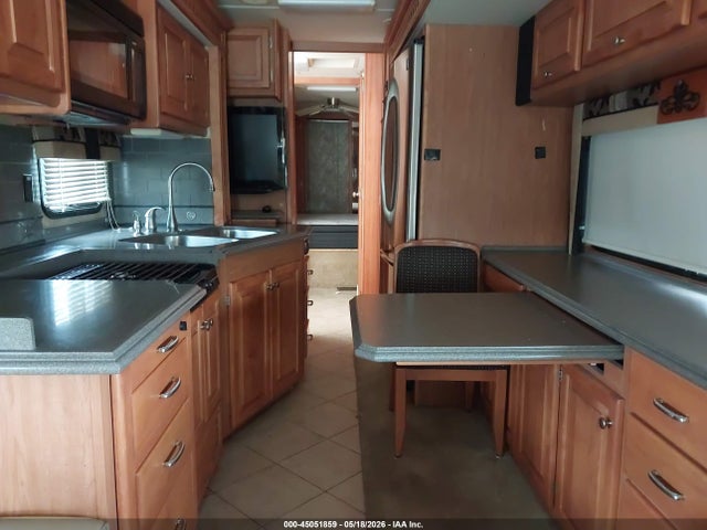 Продажа на аукционе авто 2009 Freightliner Chassis Xc, vin: 4UZAB2BS49CAG2399, номер лота: 45051859