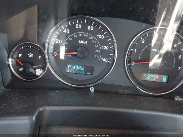45051867 :رقم المزاد ، 1J8HG48K96C263583 vin ، 2006 Jeep Commander مزاد بيع